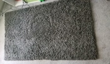 E grey rug